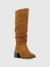 Botas com Ponta Redonda em Camurça Camel